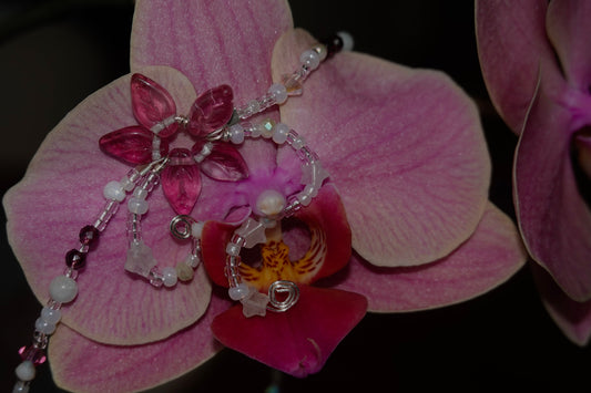 Petalberry necklace