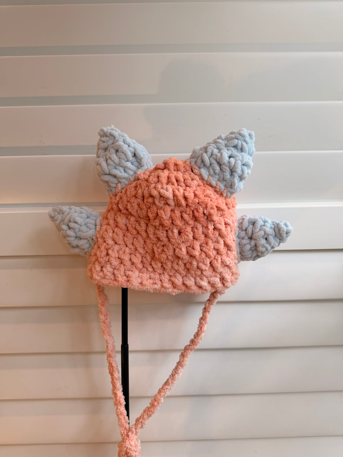 Peach Dino-flower
