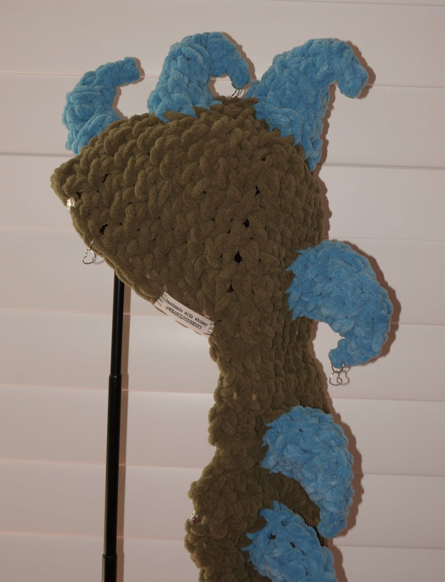 Sky dino-tail
