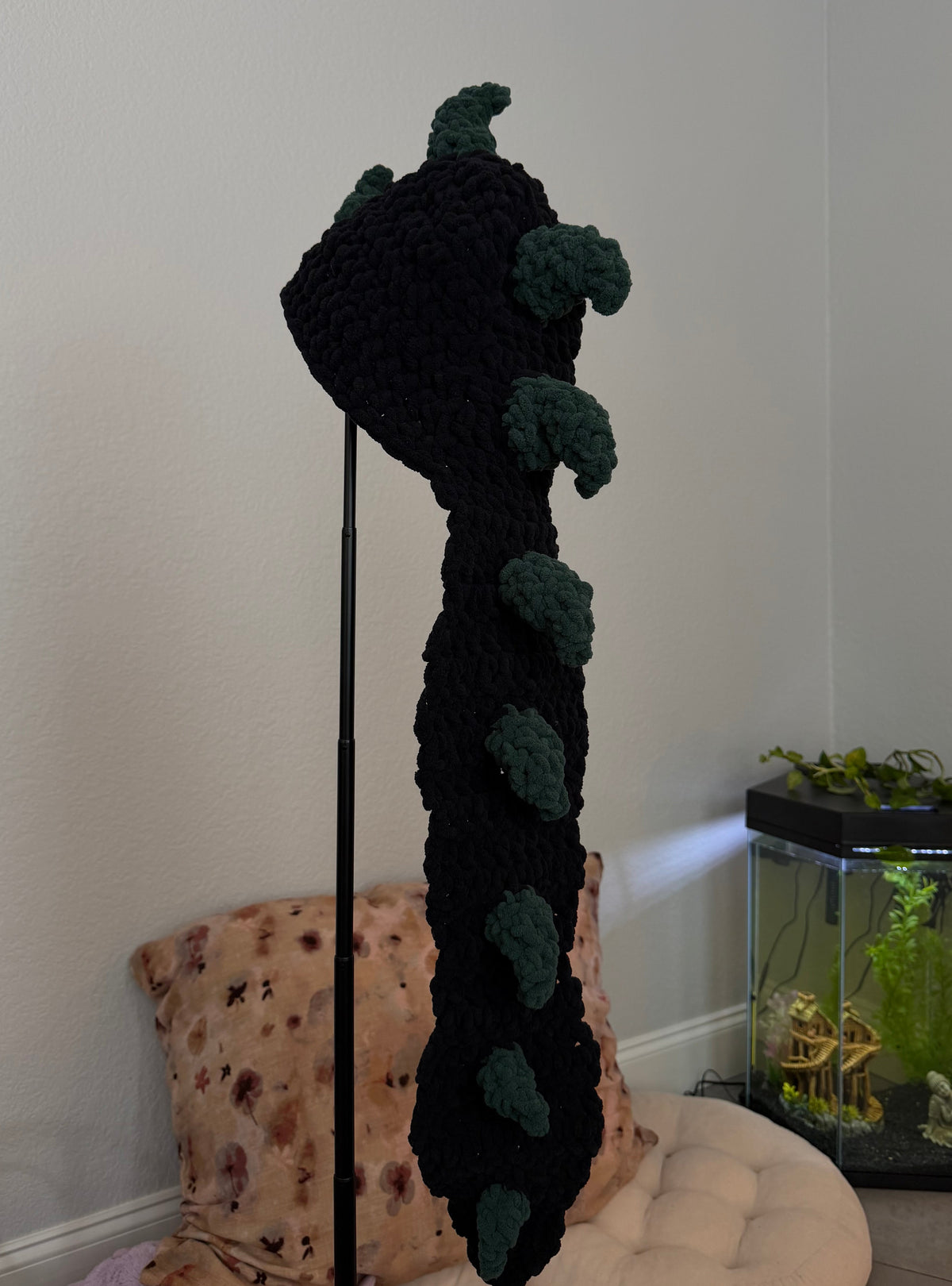 Costa dino-tail